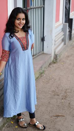 Women Photography, Kurti Designs Party Wear, Beautiful Smile Women, Churidar, India Beauty, Beautiful Smile, Desi Beauty, Kurti Designs, Blonde Girl