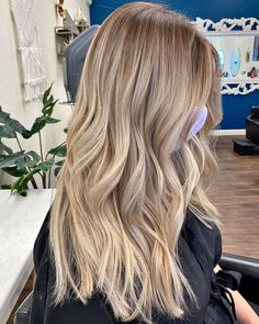 Blonde Highlights Hair Color Ideas, Babylights Blonde Highlights, Highlights Hair Color Ideas, Blonde Highlights Hair, Babylights Blonde, Baby Blonde Hair, Blonde Hair Goals, Hair Fan, Baby Lights