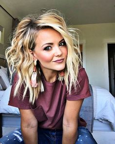 New Short Hairstyles, Medium Layered Haircuts, Hairstyle Women, Halloween Hair, Trending Hairstyles, Layered Haircuts, Short Bob, Bob Cut