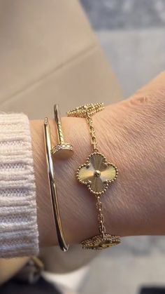 Jewelry Goals, Van Cleef Bracelet, Cleef Bracelet, Four Leaf Clover Bracelet, Clover Bracelet, Luxury Jewelry Brands, Symbol Of Hope, Cartier Bracelet