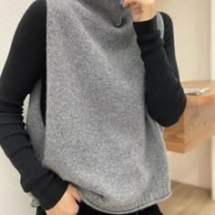 Thank you dear friends for coming to our store! We have the best price!! Your satisfaction is the direction of our efforts!!! Product Size bust: S:95cm M: 100cm L: 105cm XL: 110cm length : S:57cm M: 58cm L: 59cm XL: 60cm Shoulder：S:35cm M: 36cm L: 37cm XL：38cm Reminder: please avoid friction with hard objects. It is strictly prohibited to wash at high temperature, stir in the washing machine, and spin dry, otherwise it will be easy to shrink and deform, remember to remember. It is recommended to send it to a professional dry cleaner for dry cleaning. Loose Vest, Sleeveless Sweater Vest, Cashmere Sweater Women, Ladies Turtleneck Sweaters, Sleeveless Turtleneck, High Neck Sleeveless, Wool Vest, Sleeveless Pullover, Womens Turtleneck