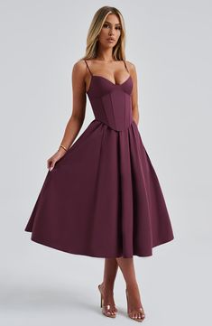 Make an entrance in Mariella, the party midi of your dreams this season. Super feminine and chic, this dress is truly an icon with a structured, corseted bodice that's boned to cinch your waist and contrasted by a full, voluminous skirt. 



Colour: Cherry Lacquer.

Non stretch cotton blend fabric.

Fully lined.

Corseted bodice that's boned to cinch your waist.

Full, voluminous skirt.

Lace up back.

Adjustable straps. Invisible zipper.

Midi length.

 Size: XS, S, M, L, XL, XXL Cherry Lacquer, Voluminous Skirt, Loungewear Dresses, Cherry Dress, Maxi Dress Sale, Formal Party, Invisible Zipper, Playsuit Jumpsuit, Stretch Cotton