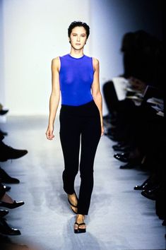 Natane Boudreau, Alice Dellal, 90s Minimalism, Calvin Klein Girls, Runway Fashion Couture, Calvin Klein Collection, Original Fashion