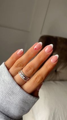 Round Nail Designs, Rounded Acrylic Nails, Gel Nails French, Bridesmaids Nails, Nails Collection, Barbie Summer, French Acrylic Nails, Round Nails