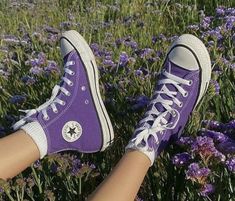 Sepatu Air Jordan, Purple Converse, Cute Converse, Dr Shoes, Trendy Shoes Sneakers, Hype Shoes, Shoe Inspo, Aesthetic Shoes, Swag Shoes