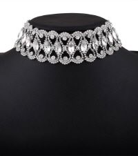 Silver and Rhinestone Choker Bling Rhinestones, Flower Choker Necklace, Fashion Outfits Summer, Rhinestone Choker Necklace, Crystal Choker Necklace, High Court, Neck Jewellery