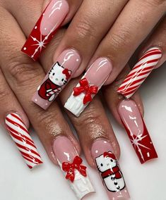 Betty Boop Christmas Nails, Hello Kitty Christmas Nails, Christmas Nail Designs Acrylic, Hello Kitty Candy, Paznokcie Hello Kitty, Snowman Nails, Business Nails, Candy Cane Nails, Purple Acrylic Nails