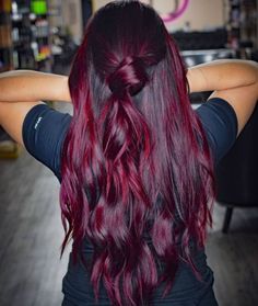 Raspberry Hair, Deep Red Hair, Red Balayage Hair, Wine Hair, Hair Color Burgundy, Burgundy Hair, Red Hair Color