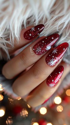 Christmas Nails Cute Styles That Will Melt Your Heart! 🎁 Get ready to fall in love with these Christmas Nails Cute styles that are perfect for the season! From Christmas Gel Nails to Christmas Nails Acrylic, these designs will have Her Nails looking festive and fun. 🎅✨ Looking for Cute Christmas Nails that are easy to do? We’ve got you covered with Christmas Nails Easy ideas that bring holiday cheer to your fingertips. Try classic Xmas Nails or add a sweet twist with Candy Cane Nails for that... Red And Silver Nails, Hard Gel Nails, Candy Cane Nails, Christmas Gel, Nails Cute, Fancy Nails Designs, Nail Shimmer, Christmas Nails Easy