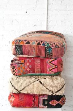 ️ Hi there! Thank you for your order! Once you've placed it, I'll send you a link with all our available poufs for you to choose from. Stay tuned, and we'll complete your order together in no time! Happy Shopping! 🛍️🤗 🔴 Note: Please be advised that Our Floor cushions are shipped unstuffed. Moroccan Kilim Pouf, Floor Pouf, Vintage Moroccan Ottoman, Beni Ourain Square Pouf, Berber Floor Cushion, Outdoor Purple Kilim Pillows, Yoga Meditation Cushion This one of a kind Moroccan Kilim Pouf is hand Moroccan Floor Pillows, Moroccan Floor, Square Pouf, Floor Pouf, Moroccan Kilim, Moroccan Pouf, Bohol, Meditation Cushion, Décor Boho