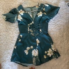 New With Original Tags Green Flower Romper Great For Hawaii, Tropical Themed Parties. Super Cute Middle Corset Style Size 10. Back Full Zip Covered Flower Romper, Hawaii Tropical, Tropical Colors, Green Flower, Corset Style, Green Flowers, Party Themes, Hawaii, Super Cute