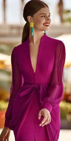 Split Dress Formal, Dress Formal Wedding Guest, High Split Dress, Formal Wedding Guests, Magenta Dress, Color Trends Fashion, Evening Dresses Online, Cheap Evening Dresses, Split Dress