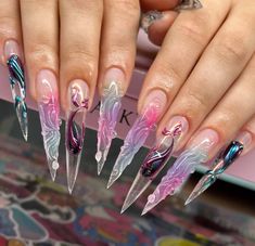 chloeznailbiz on ig Creative Nails Designs, Stylish Nails Designs, Nail Forms, Acrylic Nails Coffin Short, Dream Nails, Creative Nails, Long Acrylic Nails, Nails Designs, Stiletto Nails