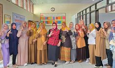 PROSESNEWS.ID– Sekolah PAUD Damhil yang dikelola Dharma Wanita Persatuan (DWP) Universitas Negeri Gorontalo (UNG) resmi melakukan pergantian Kepala Sekolah (Kepsek). Pergantian pimpinan ini ditandai dengan serah terima jabatan dari pejabat lama kepada pejabat baru pada Senin (6/1). Zenab Hasyim, S.Pd., resmi menggantikan Nikmawaty Podungge, S.Pd., yang telah menyelesaikan masa baktinya sebagai Kepala Sekolah PAUD Damhil. […]
The post Kepala Sekolah PAUD Damhil UNG Resmi Diganti appeared...