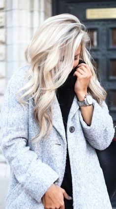 55+ Best Original Blonde Ombre Shades 2019 Ideas Winter Blonde, Winter Hair Color, Platinum Blonde Hair, Brown Blonde Hair, Hair Spray, Blonde Ombre, Winter Hairstyles, Hair Envy, Loose Waves