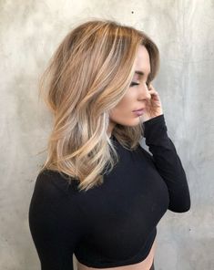 Medium Haircut Inspiration for 2023 Low Maintenance Lob, Haircuts 2022, Medium Length Blonde Hair, Lob Styling, Sand Storm, Color Rubio, Great Haircuts, Low Maintenance Hair