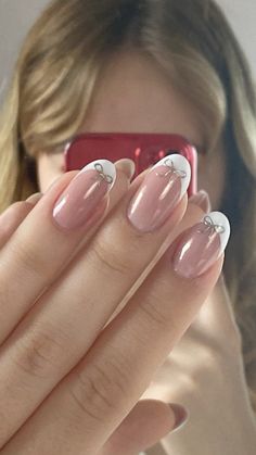 nails inspo french and bows French Polish Christmas Nails, White French Tip Nails With Design Short Almond, French Manicure With Bow Design, Winter Nail Ideas French Tip, Bow Nails Short Square, Bow Nails With French Tip, Nails For Special Occasion, Wedding Guests Nail Designs, French With Bow Nails