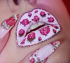 2 Lips Flower, Lips And Flowers, Flower Lips, Hot Lips Flower, Clear Lipstick With Flower, Curvy Alternative Fashion, Pink Lips Art, Two Lips