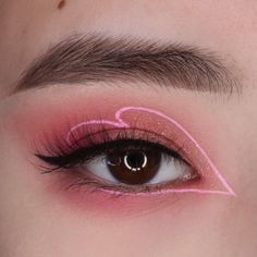 Soulmate – Doe Lashes Cute Makeup Eye Looks, Cute Makeup Styles, Valentines Eyeliner, Doe Lashes, Heart Eye Makeup, Sanrio Makeup, Gem Makeup, Eyeliner Ideas, Sparkle Makeup