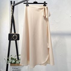 Brand Name: CroysierSilhouette: A-LINEMaterial: PolyesterDecoration: SashesOrigin: CN(Origin)Waistline: empirePattern Type: SolidDresses Length: Mid-CalfAge: Ages 18-35 Years OldGender: WOMENModel Number: BG3031Style: CasualSeason: Spring Summer Elegant Midi Skirt, Baggy Jeans For Women, Beach Wrap Skirt, Long Midi Skirt, Hot Pink Blazers, Striped Knitted Sweater, Tulle Midi Skirt, England Fashion, Beach Casual