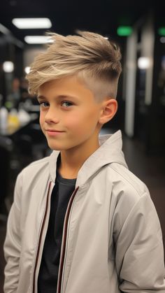 25 Boys' Haircuts Ruling the Schoolyard Short Sides Haircut, Boys Haircuts Curly Hair, Toddler Hairstyles Boy, Cool Boys Haircuts, Baby Boy Haircuts