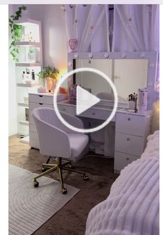 a bedroom with a bed, desk and mirror in it's centerpieces