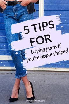 If you struggle to find jeans to fit your apple shape this article will give you 5 tips for buying jeans that fit and create curves, share the key things to look for in jeans that flatter a lollypop shape, and show you the most flattering jeans for apple shaped women #jeans #denim #appleshape #lollypop #bodyshape #bodytype #flattering #shoppingtips #bodyshapes Jeans For Apple Shaped Women, Apple Body Shape Clothes, Inverted Triangle Fashion, Apple Body Shape Outfits, Apple Shape Fashion