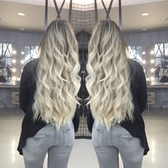 Short Curly Hair Updo, Blonde Frontal, Blonde Hair Wigs, Kylie Jenner Blonde, 613 Wig, Maroon Hair, Frontal Hair, Silver Blonde Hair, Short Shag Hairstyles