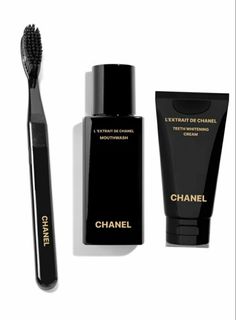 Chanel Beauty, Chanel Paris, Beauty Favorites, Spa Treatments, Coco Chanel, Black Aesthetic, Simple Makeup, Beauty Secrets