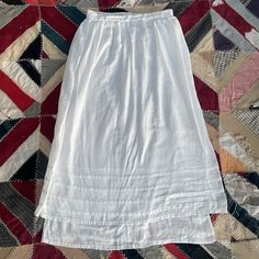 "Vintage 70s Gunne Sax white prairie Cottagecore western mid length skirt  Zips up and button closure  Overall good condition for a white skirt small light stain sold as is  waist 26\" length 33\" Best fits small  Made in USA  Will update with measurements soon Bundles welcomed  Shipping is $6 USA #vintage #gunnesax #skirt #prairie #western" Vintage Flowy Skirt Bottoms For Daywear, Vintage Flowy Skirt For Daywear, White Cotton Cottagecore Bottoms, Vintage White Bottoms For Daywear, White Peasant Tiered Skirt, Vintage White Long Skirt, Vintage White Lined Skirt, Vintage White Tiered Skirt, Vintage White Gathered Skirt Bottoms