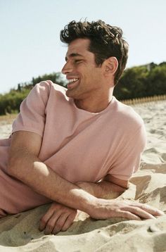 Vicious Spencer, Male Headshots, Maxon Schreave, Sean O'pry, Shirt Style Tops, 얼굴 그리기, Men Photoshoot, Summer Photoshoot, Beach Photography Poses