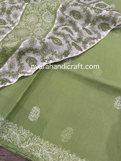 Pure cotton Chikankari saree in green.  Beautiful Chikankari is a famous hand embroidery style from Lucknow, City of Nawabs, India! FALL ATTACHED AND PETTICOAT INCLUDED ! Includes an embroidered blouse piece too. Green Cotton Silk Kurta With Chikankari Embroidery, Festive Cotton Saree With Chikankari Embroidery, Cotton Saree With Chikankari Embroidery, Green Embroidered Cotton Silk Dupatta, Unstitched Cotton Saree With Chikankari Embroidery, Green Traditional Kurta With Cutdana, Traditional Green Kurta With Cutdana, Green Chanderi Traditional Wear With Chikankari Embroidery, Green Cotton Kurta With Traditional Drape