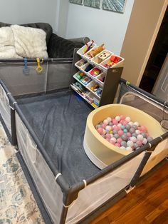 Playpen play area room for toddler and baby ball pit toy storage monetessori activity sensory activity play home ideas toddler games toys activites Playpen Living Room Ideas, Large Playpen Ideas, 6 Month Old Play Area, Playpen Organization, Playpen Set Up, Baby Play Pen Living Room, Baby Playpen Ideas, Play Pen Ideas, Baby Play Area In Living Room