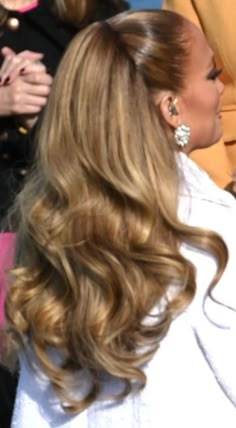 Jlo Hair, Mommy Hairstyles, Jennifer Lopez Hair, Bridal Hair Buns, Goddess Hairstyles