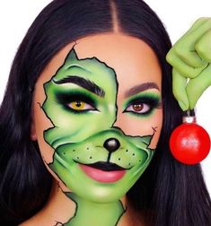 Reindeer Makeup, Half Face Makeup, Xmas Makeup, Christmas Eye Makeup, Christmas Makeup Look, Holiday Makeup Looks, Halloween Makeup Pretty, Face Art Makeup, Horror Makeup