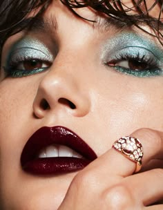 Vogue Makeup, Maquillage On Fleek, Blue Eyeshadow, Kesha, Editorial Makeup, Makeup Goals, Beauty Editorial, Creative Makeup, Pretty Makeup