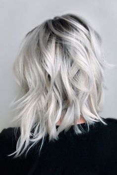 Pretty Shades of Platinum Blonde Hair ★ See more: http://lovehairstyles.com/shades-platinum-blonde-hair/ Yellow Hair Color, Platinum Hair Color, Platinum Blonde Hair Color, Silver Blonde Hair, Bold Hair Color, Blond Balayage, Light Ash Blonde, Balayage Blonde, Silver Blonde