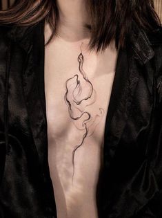 Flame Spine Tattoo, One More Tattoo, Earthy Tattoos, Tato Minimal, Kunst Tattoos, Snake Tattoo Design, Muster Tattoos, Classy Tattoos