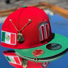 You Will Receive One Enamel Pin! Each Pin Has A Secure Clutch On The Back We Sell Only The Highest Quality Of Products. Enamel Pins, Limited Edition Pin,Hat Pins, Great Gift Idea. Black Panther Hat, Nike Gloves, Chicago Bulls Snapback Hat, Pin Hat, Black American Flag, Super Bowl Nfl, Stainless Steel Cross Pendant, Flat Bill Hats, Necktie Set