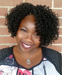 Crochet Braids by Twana is a hair styling service in Fredericksburg, Virginia. Crochet Braids are hair extensions added to a cornrow base with a latch hook. Curly Crochet Styles, Kręcony Bob, Short Crochet Braids, Crochet Hairstyles, Crochet Braid Styles, Short Braids, Crochet Braids Hairstyles