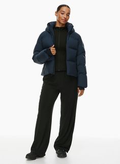 THE SUPER PUFF₂O™ SHORTY Aritzia Black Super Puff, Aritzia Cloud Puff, Superpuff Aritzia, The Super Puff, Short Puffer Jacket, Super Puff, Waterproof Fabric, Puffer Jacket, Puffer