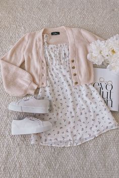 Softie Outfits Aesthetic, Christian Outfits, Fit Board, Romantic Academia, Soft Girl Outfits, Summer Inspo, Wardrobe Inspiration, Dream Style, Adidas Outfit