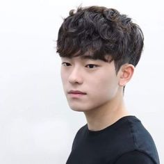 Block Hairstyle, Perm Men, Perm Haircut, Kpop Haircut, Hairstyle Male, Block Haircut, Haircut Korean, Haircut Mens, Black Haircut