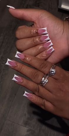 French Tip Acyrilics Nails, Crocodile French Tip Acrylic Nails, Pink Croc French Tip Nails, Curved Pink French Tip Nails, 90s Curved Nails French Tip, Pink Alligator French Tip Nails, Diy Acrylic Nails, Duck Nails