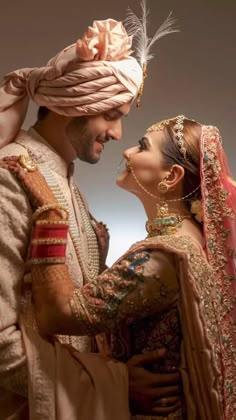 Shadi Pose, Couple Wedding Poses, Wedding Couple Photo, Bridal Pose