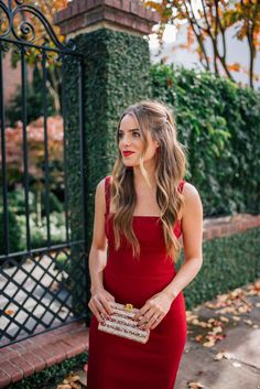 Red Dress Outfit Night, Red Dress Costume, Red Dress Long, Red Dress Makeup, Red Dresses Classy, Cinq A Sept, Red Dress Outfit, Gal Meets Glam, Red Dress Short