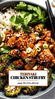 Teriyaki Chicken Stir Fry with Vegetables made easy and healthy with my homemade low calorie teriyaki stir fry sauce. Ready in 30 min & better than take out. Chicken Stir Fry With Vegetables, Chicken Teriyaki Stir Fry, Teriyaki Stir Fry Sauce, Quick Chicken Stir Fry, Stir Fry With Vegetables, Chicken Stir Fry Recipe, Teriyaki Chicken Stir Fry, Teriyaki Stir Fry, Easy Teriyaki Chicken