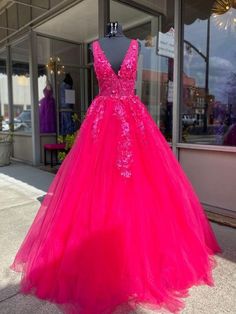 Party Gowns Evening Dresses, Party Gowns Evening, Prom Dresses Pink, Lace Prom Dresses, Stunning Prom Dresses, Elegant Prom Dresses, Pink Prom, Prom Dress Inspiration, Cute Prom Dresses