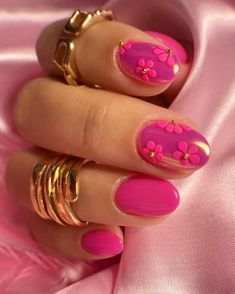 34 August Nails 2024: Discover This Summer’s Hottest Trends! Short Manicure Designs, Beachy Nails, August Nails, Broken Nails, Simple Gel Nails, Cute Summer Nails, Cute Gel Nails, Nails 2024, Fancy Nails