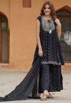 Straight Pants With Kurti, Diwali Wear, Designer Sharara Suits, Look Festival, Stylish Pants, Festival Clothing